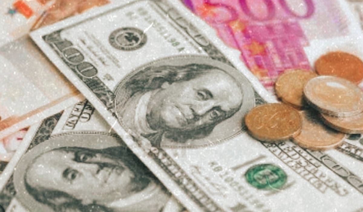 مقالة  : هل يقضي قرار البنك المركزي بتحرير سعر الدولار على السوق الموازي؟